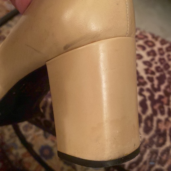 CHANEL camel color and black toe shoe - Picture 6 of 10